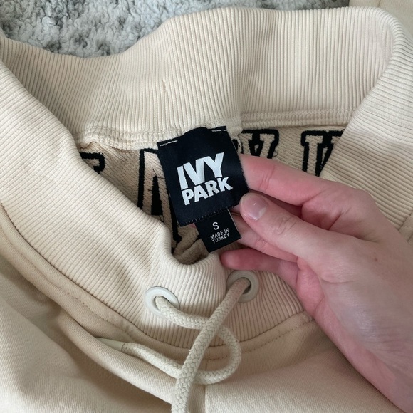 Ivy park kids sweatpants - Picture 2 of 4